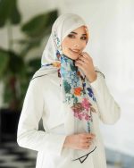 روسری حریر ایتالیایی مدل نخل زرد وسط ساده - Image 11
