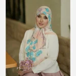روسری حریر کوئین مدل گل ریز - Image 17