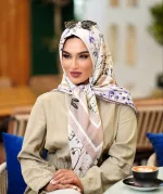 روسری حریر ایتالیایی مدل نخل دیور قابدار