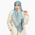 روسری ابریشم تویل مدل سلین زنجیری