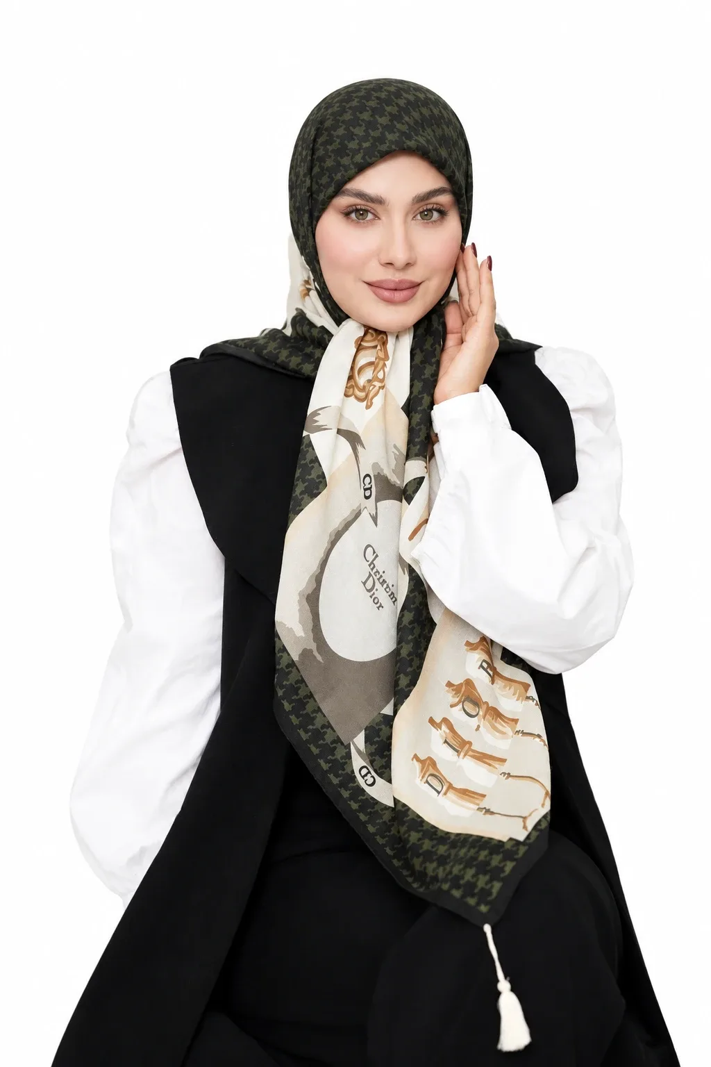 روسری نخی سیا اسکارف مدل دیور - Image 2